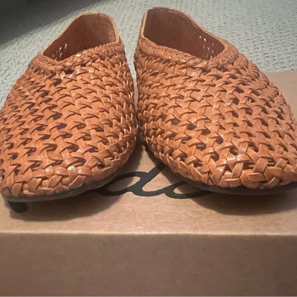 The Mylie Ballet Flat in Handwoven Leather - Picture 7 of 10